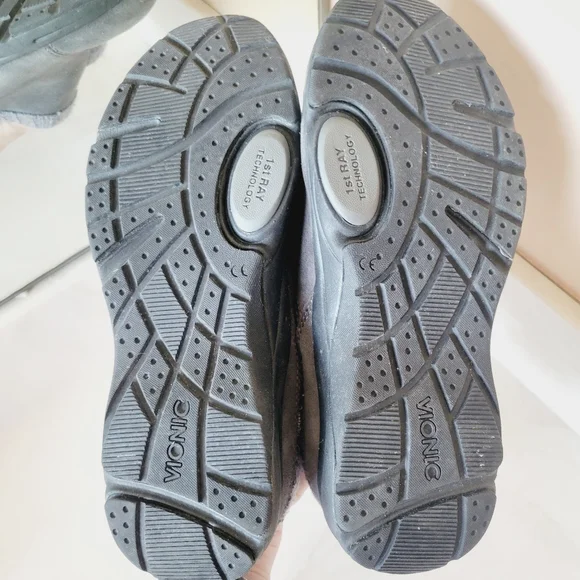 Vionic Arbor Water Resistant Suede Clog Womens Size - Picture 7 of 15